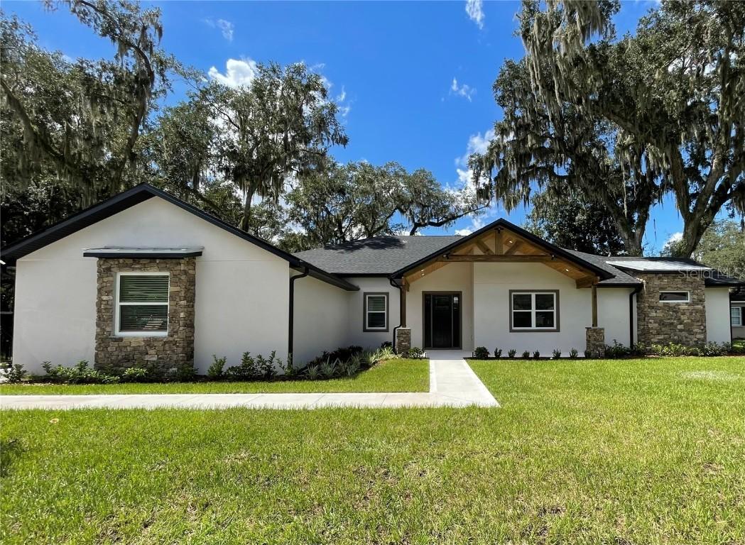 339 N Lake Jessup Ave., Oviedo, FL 32765
