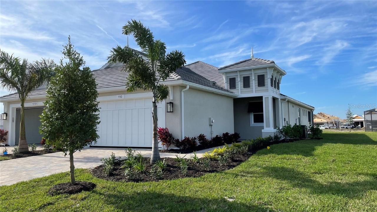 110 Okeefe Cir., Bradenton, FL 34212