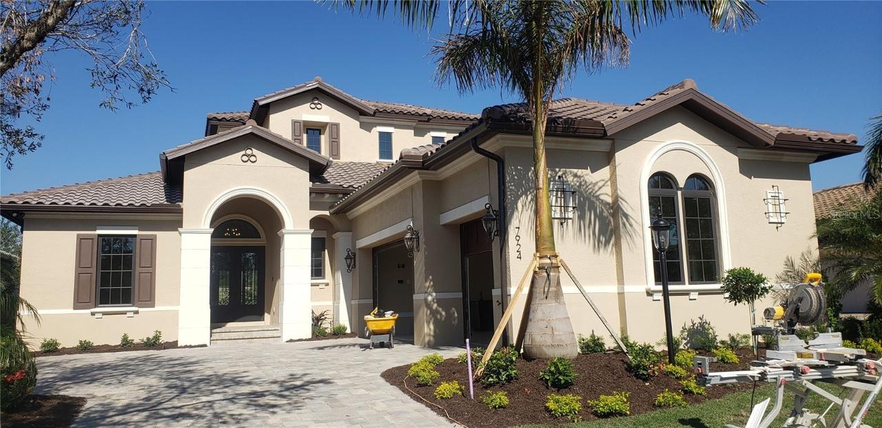 7924 Matera Ct., Bradenton, FL 34202