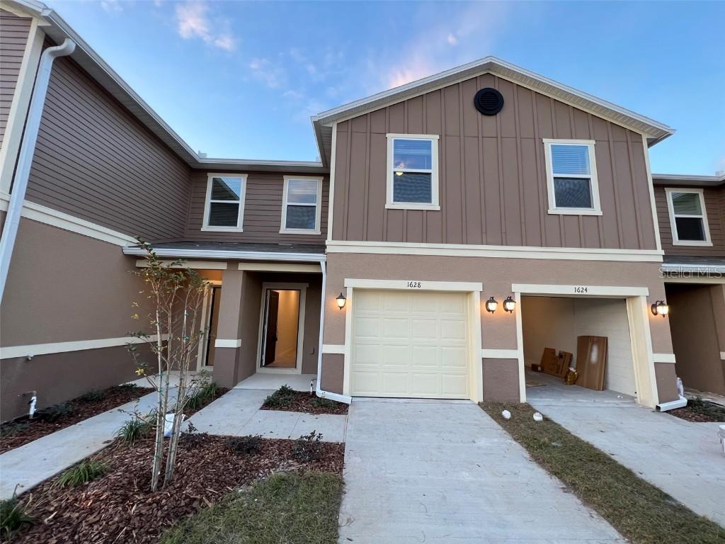 1628 Mirabella Cir., Davenport, FL 33897