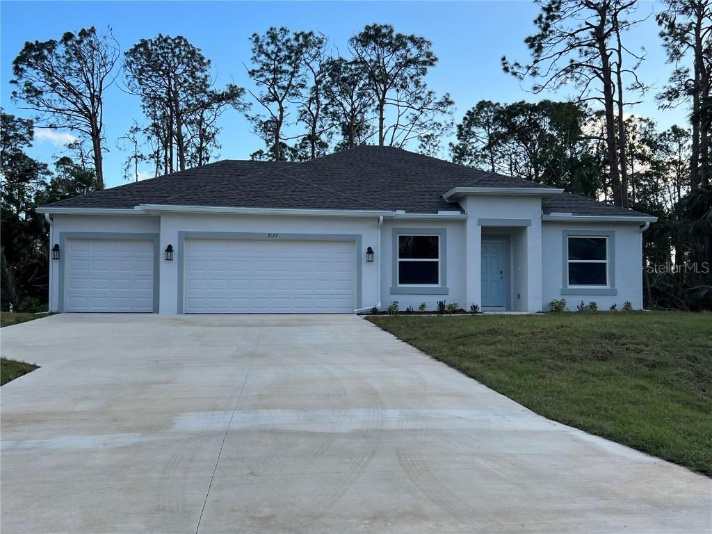 2127 Macaris Ave., North Port, FL 34286