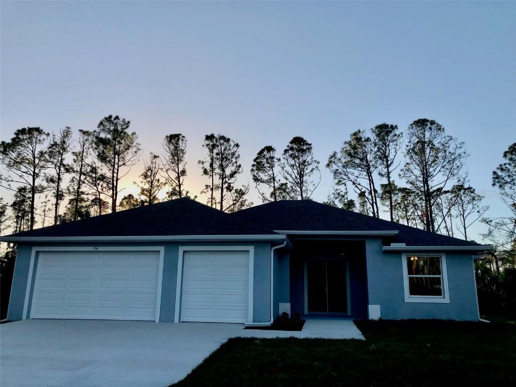 1941 Hagerick Ln., North Port, FL 34288