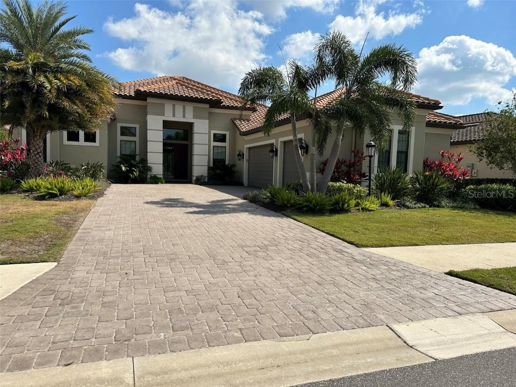 5107 Benito Ct., Lakewood Ranch, FL 34211