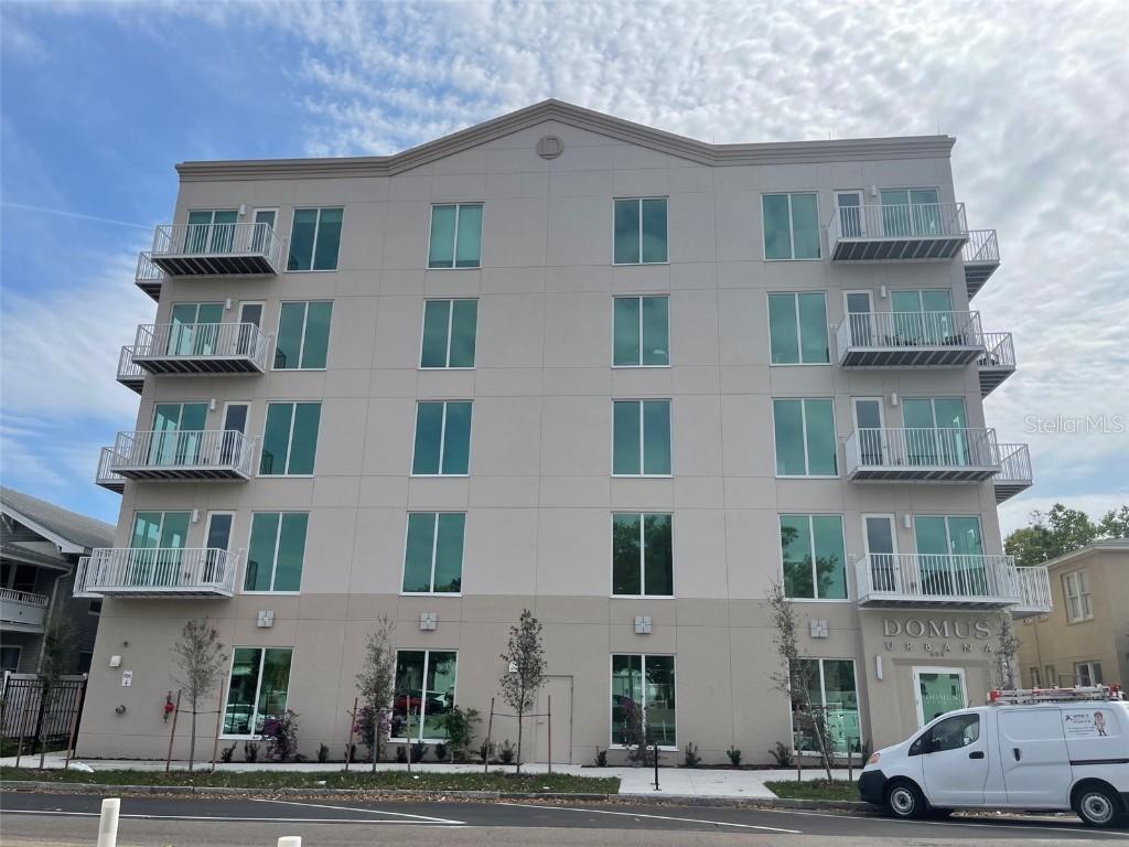 644 3rd Ave. #206, St Petersburg, FL 33701