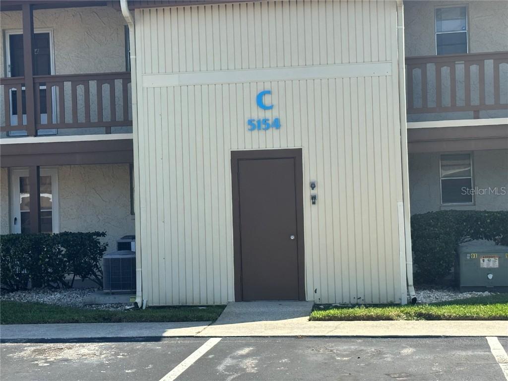 5154 Turquoise Ln. #206, New Port Richey, FL 34652