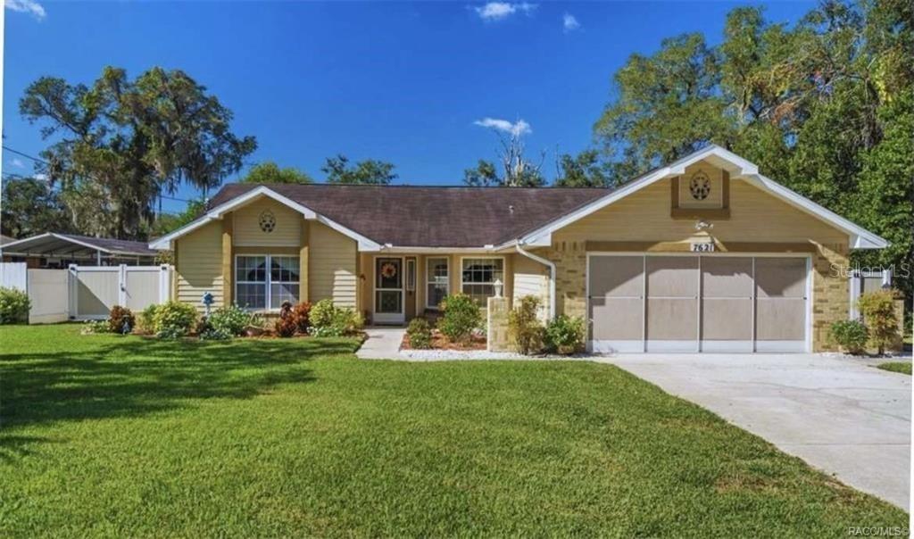 7621 Landmark Dr., Spring Hill, FL 34606