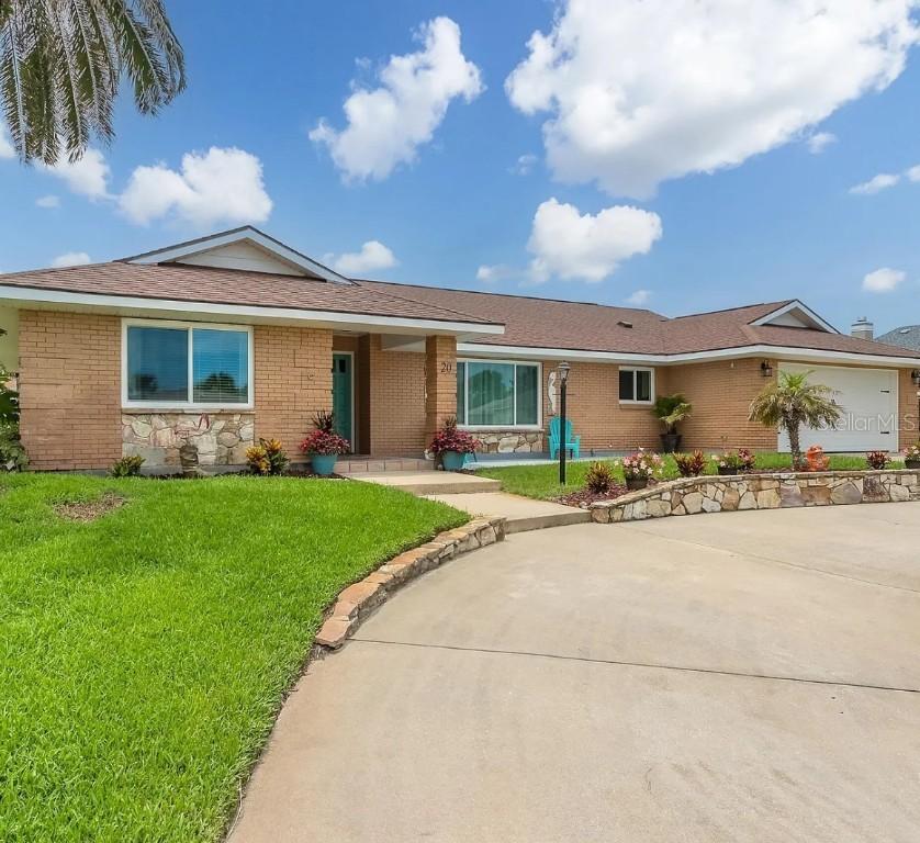 20 Julie Dr., Ormond Beach, FL 32176