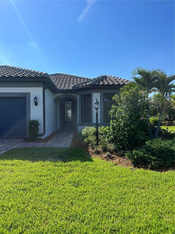 6758 Alstead Cir., Bradenton, FL 34202