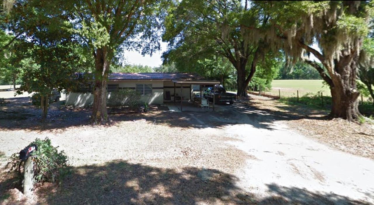1626 Welcome Rd., Lithia, FL 33547