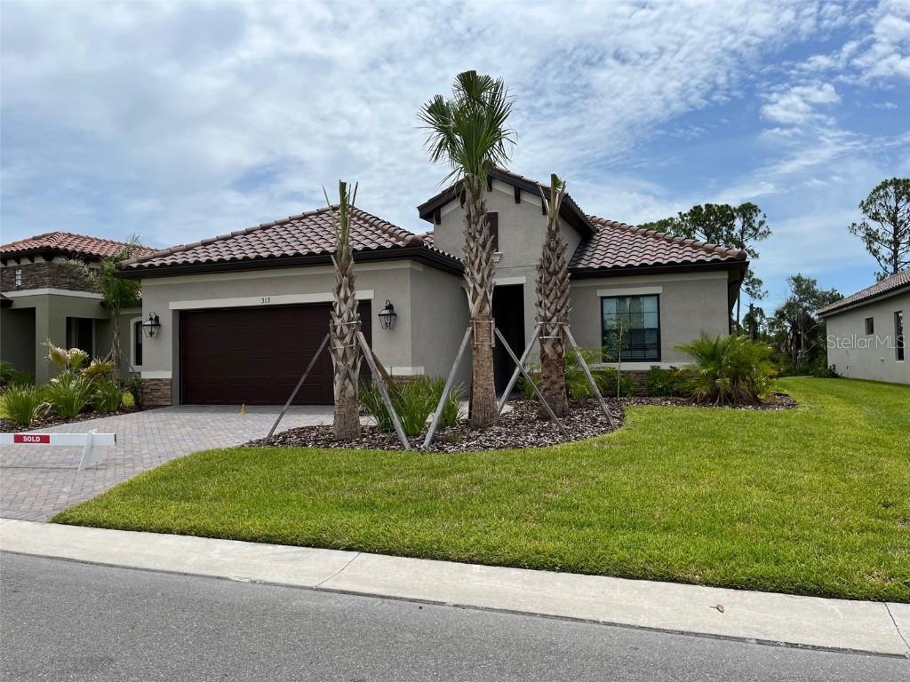 313 Ariano Ave., Nokomis, FL 34275