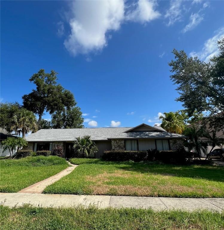 170 N Spring Lake Dr., Altamonte Springs, FL 32714