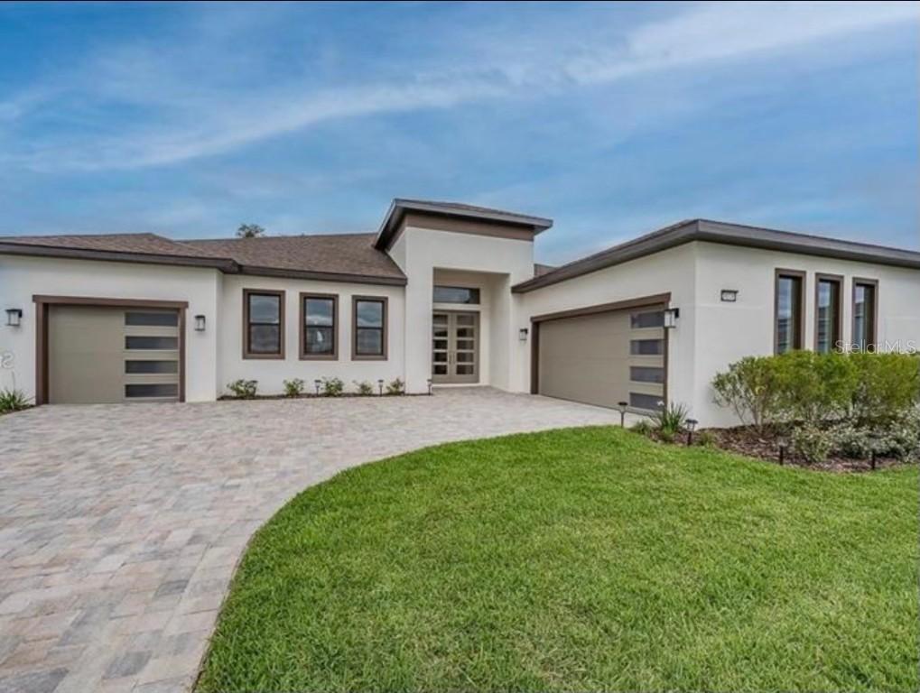 32195 Hopper Graze Bend, Wesley Chapel, FL 33545