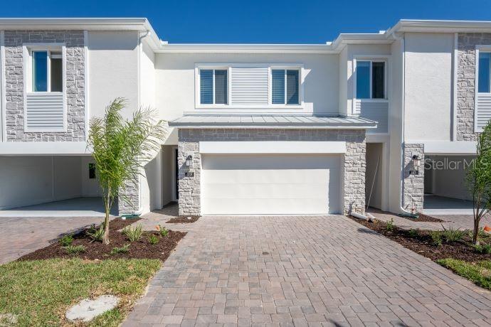 339 Nine Iron Dr., Davenport, FL 33896