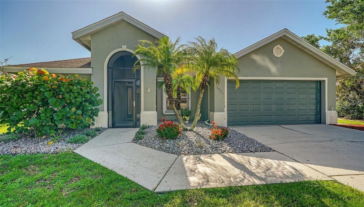 5007 72nd St., Bradenton, FL 34203