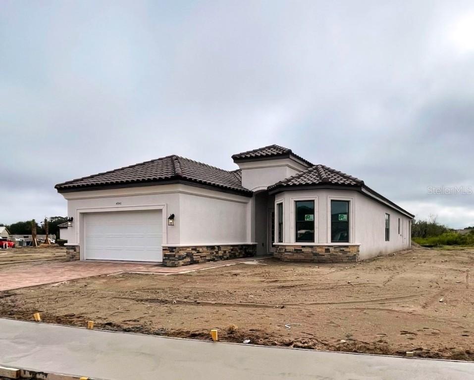 4941 Caserta Ct., Palmetto, FL 34221