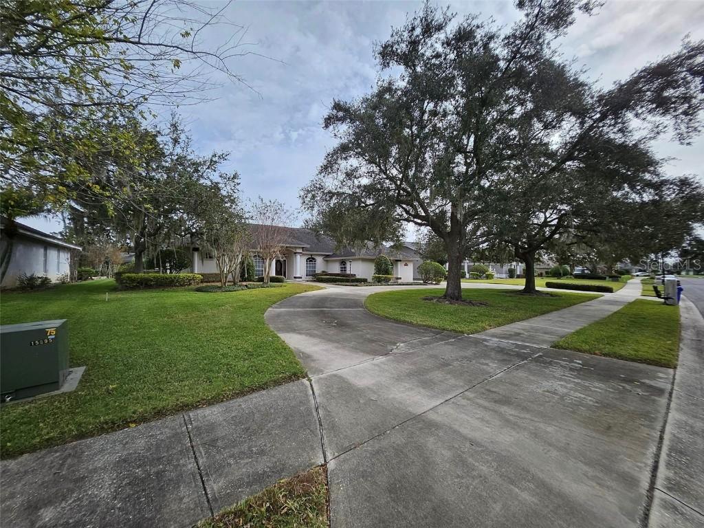 3512 Bridgefield Dr., Lakeland, FL 33803