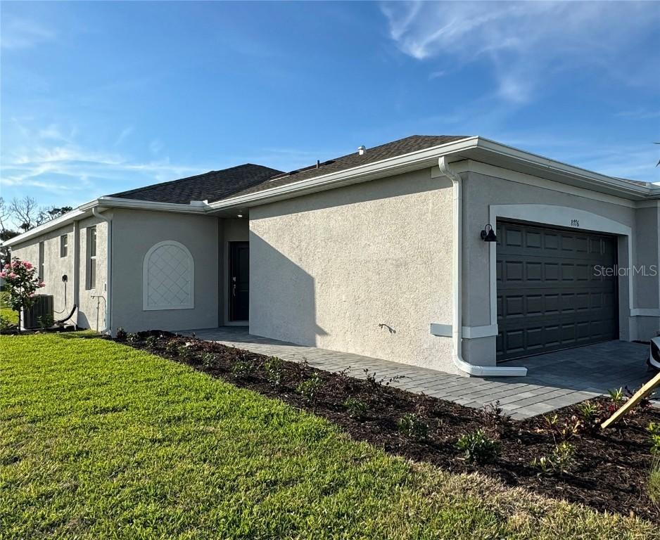 8776 Saint Kitts Cir., Englewood, FL 34224