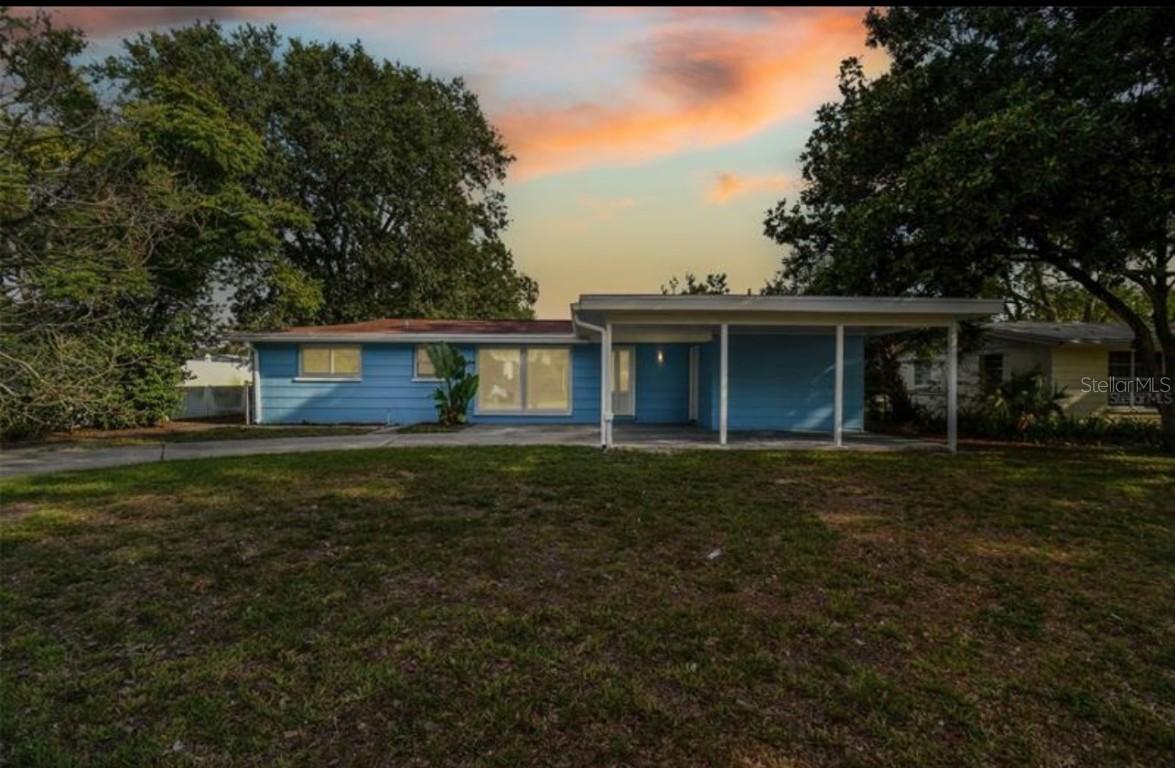 10111 Alambra Ave., Tampa, FL 33619