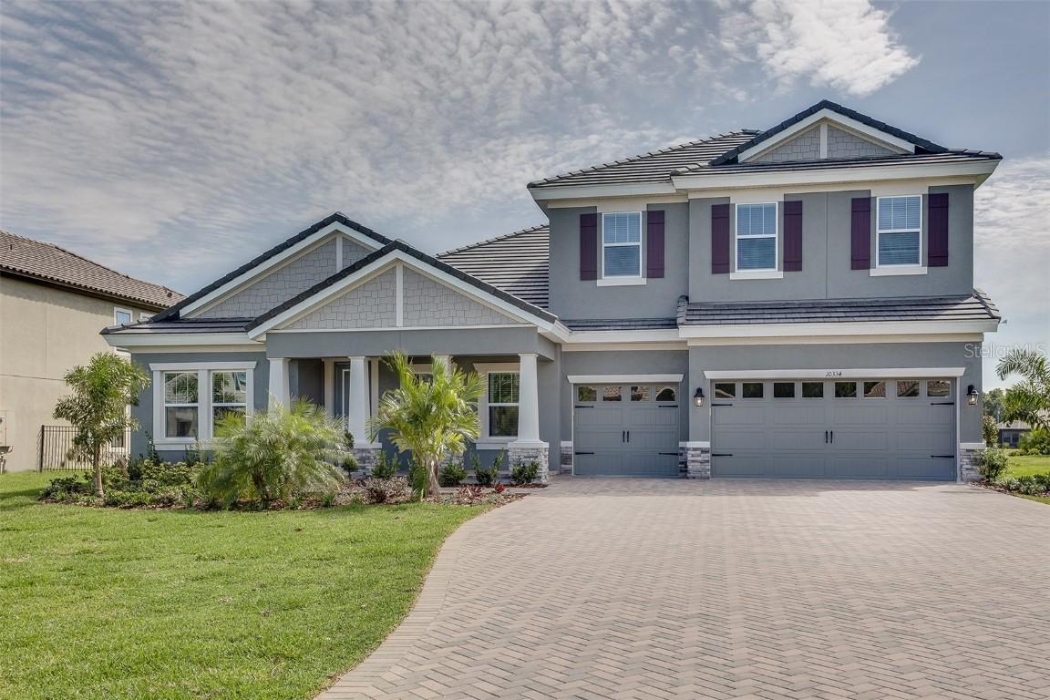 10003 Meadowrun Dr., Lithia, FL 33547