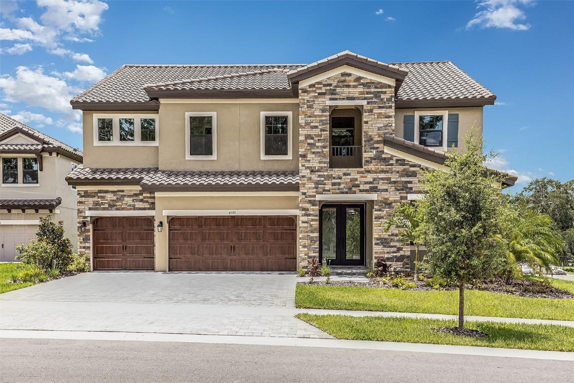14907 Rider Pass Dr., Lithia, FL 33547