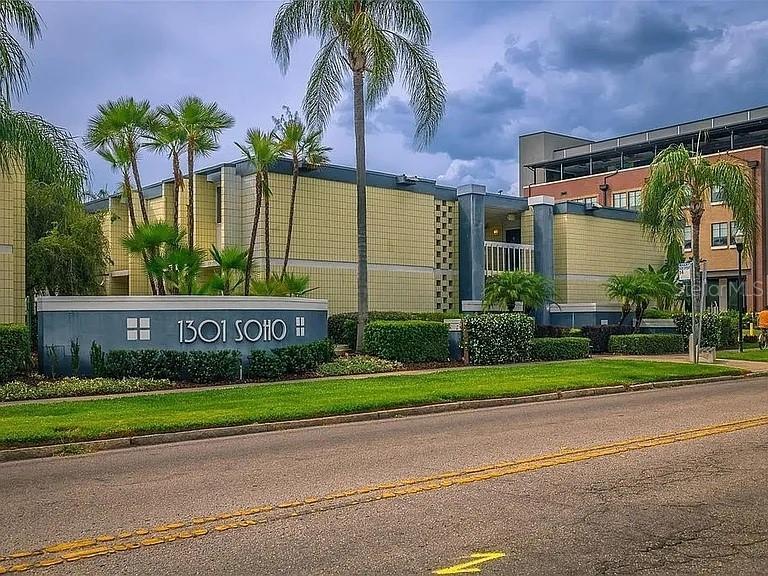 1301 S Howard Ave. #A20, Tampa, FL 33606