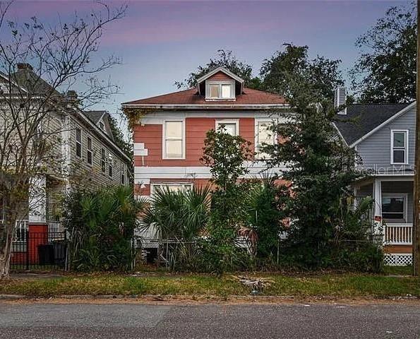 1635 Hubbard St., Jacksonville, FL 32206