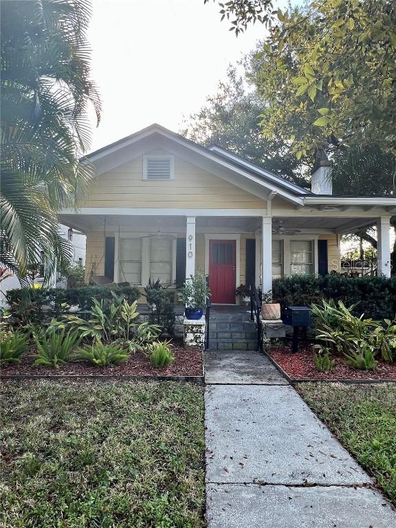 910 Maxwell St., Orlando, FL 32804