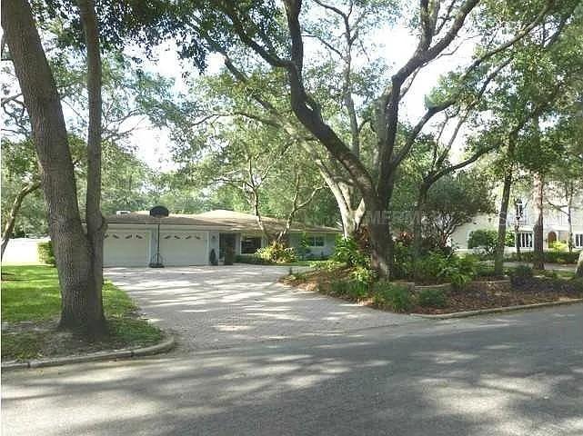 1331 Monticello Blvd., St Petersburg, FL 33703