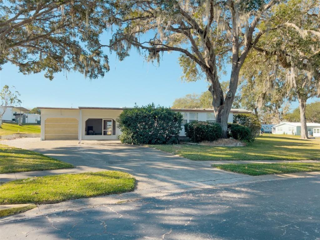 29129 Johnston Rd. #2606, Dade City, FL 33523