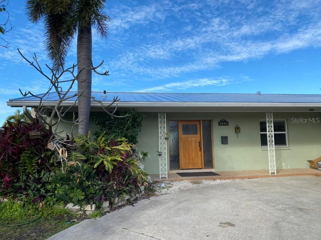 4501 38th Way, St Petersburg, FL 33711