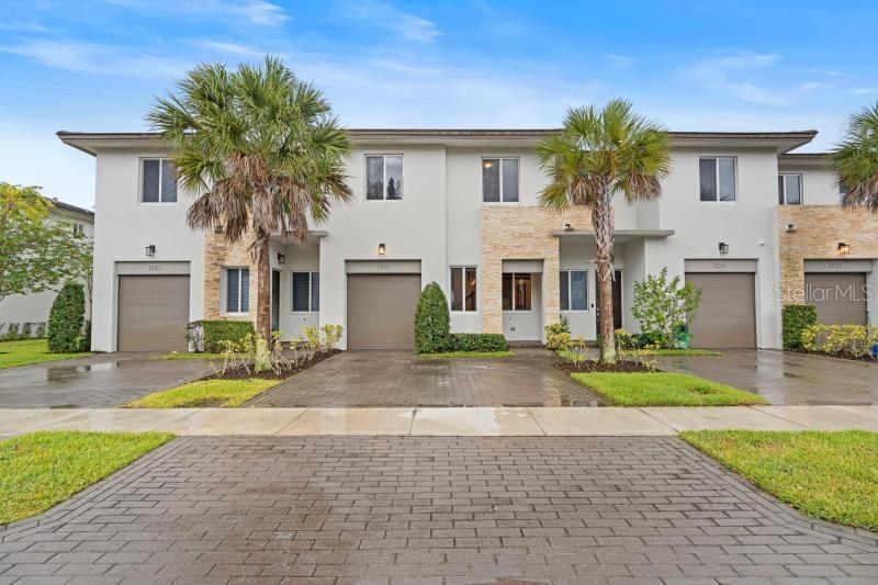 1241 1241 Pioneer Way, Royal Palm Beach, FL 33411