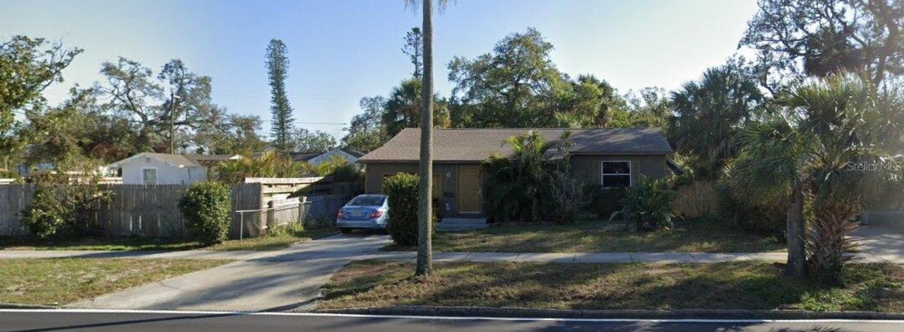 4630 22nd Ave., St Petersburg, FL 33711