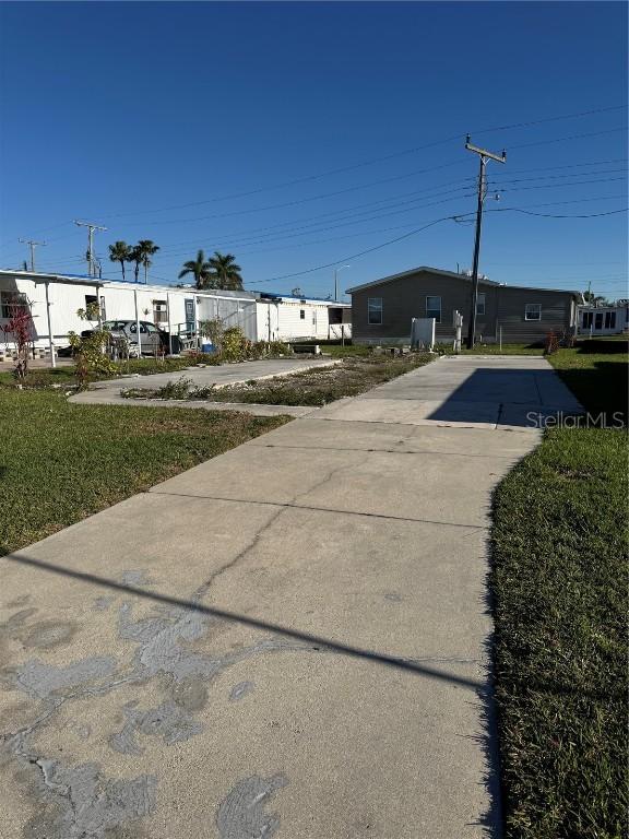 141 Lakeview Dr., Palmetto, FL 34221