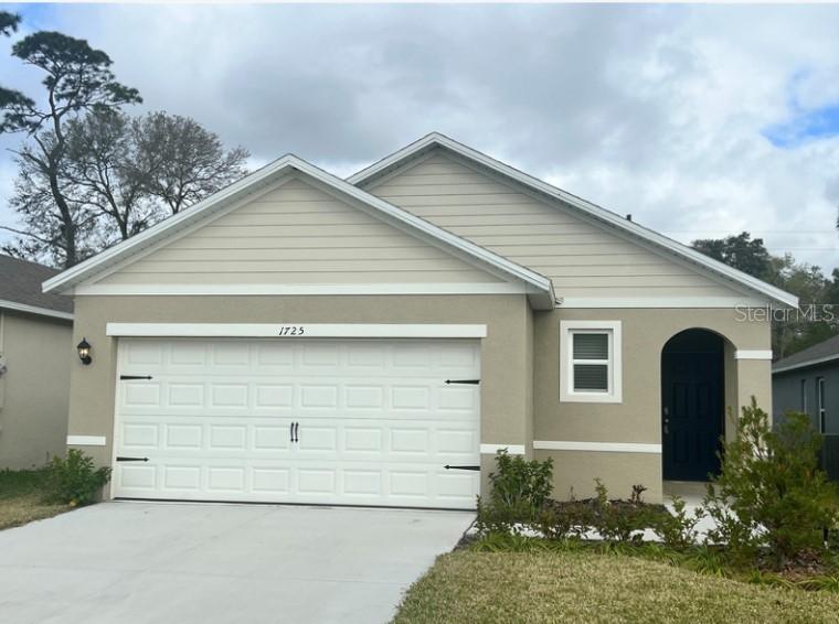 1725 Bent Branch Ave., DeLand, FL 32720