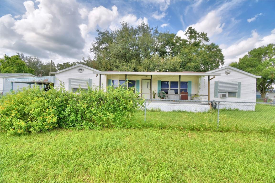 140 Clearwater Ave., Polk City, FL 33868