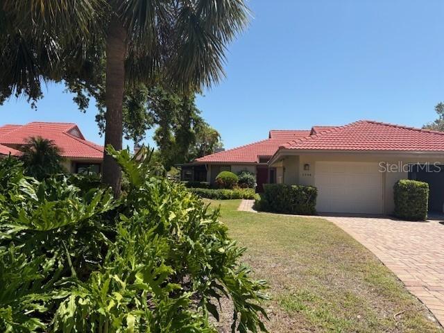 1716 Kestral Park #51, Sarasota, FL 34231