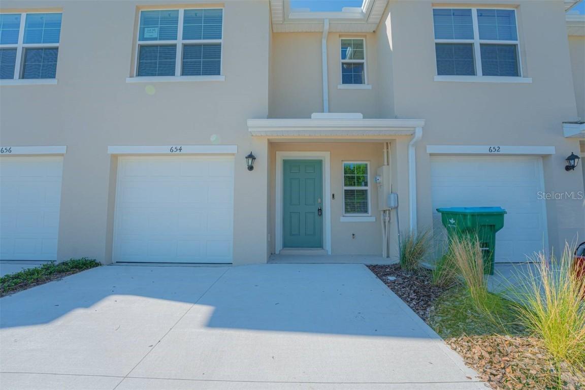 654 Moscato Dr., Daytona Beach, FL 32117