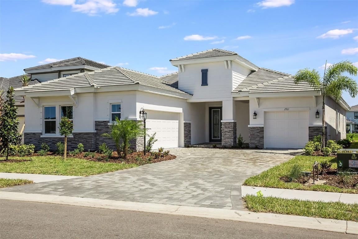 17515 Glistening Ct., Venice, FL 34293