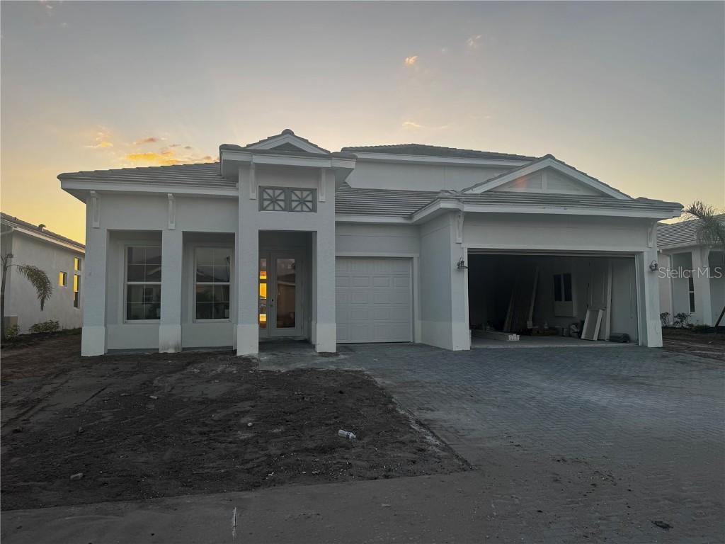17912 Palmiste Dr., Bradenton, FL 34202