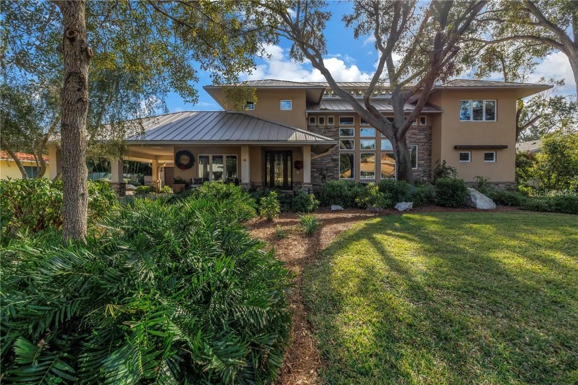 950 41st Ave., St Petersburg, FL 33703