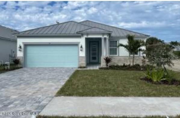 52 Hubble Ln., Satellite Beach, FL 32937