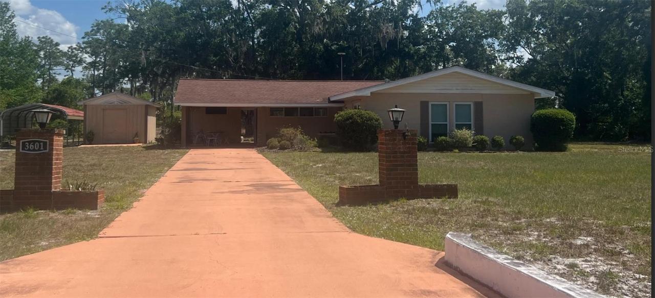 3601 Camellia Dr., Indian Lake Estates, FL 33855