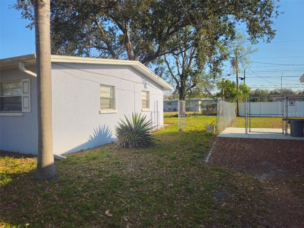 5030 Lahaina Dr., Sarasota, FL 34232