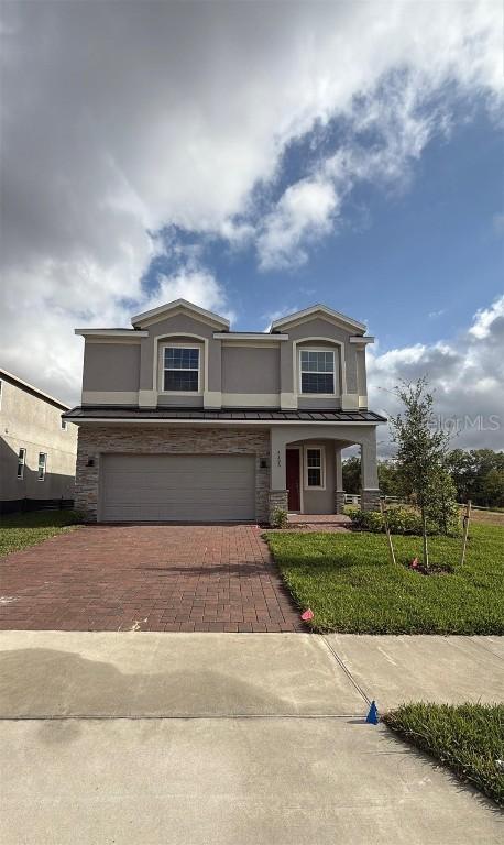 7296 Rolling Leaf Rd., Groveland, FL 34736