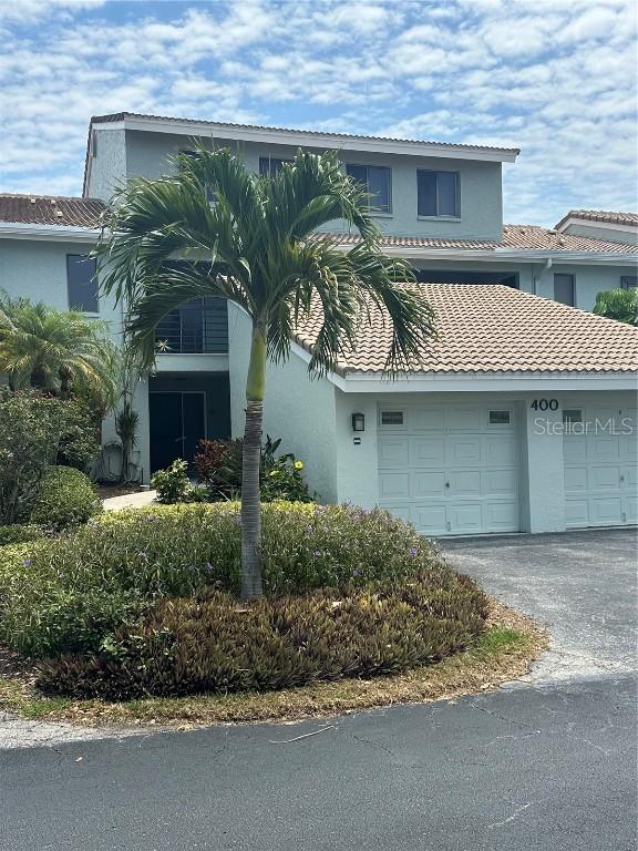 400 Carriage House Ln. #202, Nokomis, FL 34275