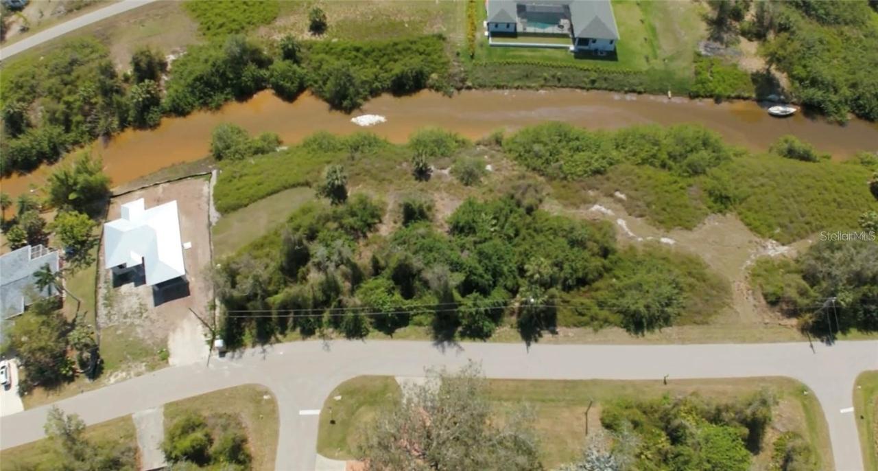 29069 Gondolier Ave., Punta Gorda, FL 33982