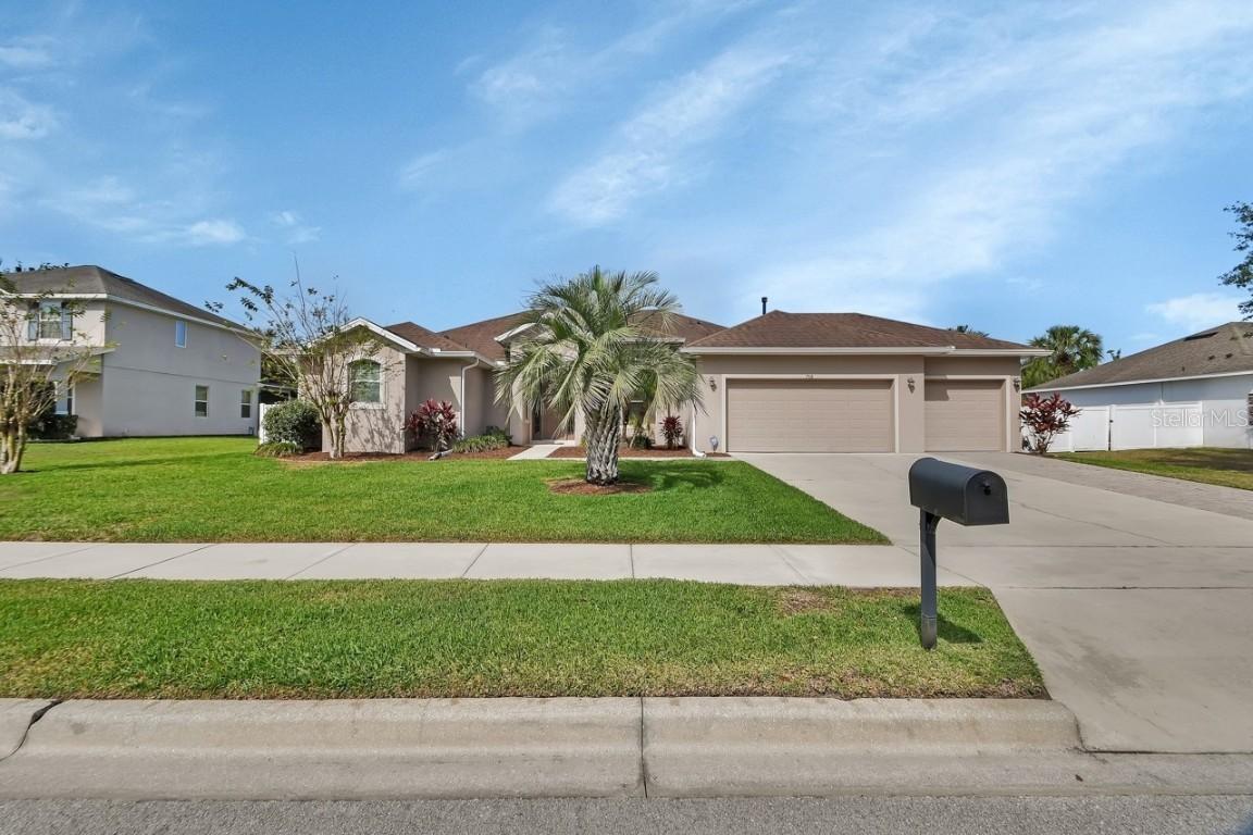 708 Ostrich Fern Ln., DeLand, FL 32720