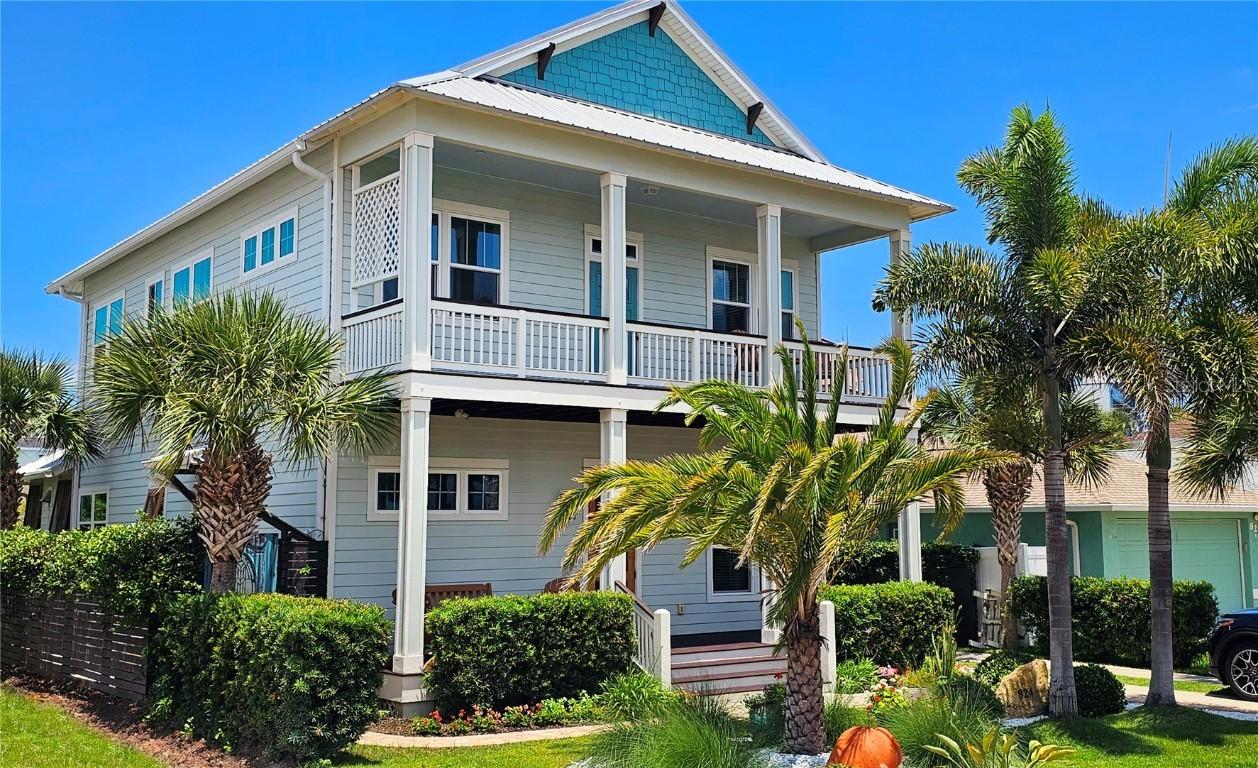 824 Maralyn Ave., New Smyrna Beach, FL 32169