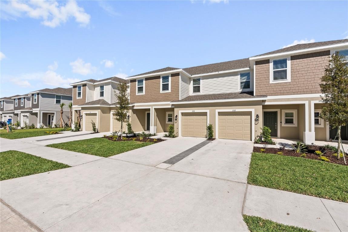 2085 Hallier Cove, Wesley Chapel, FL 33543
