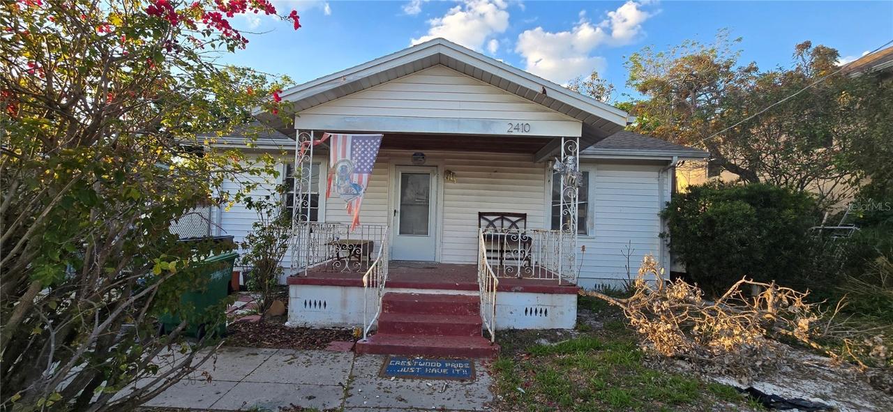 2410 Davis St., Tampa, FL 33605